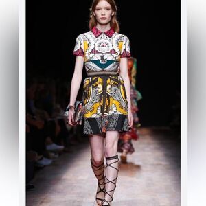 NWOT Valentino runway 2015 silk dress SIZE8
